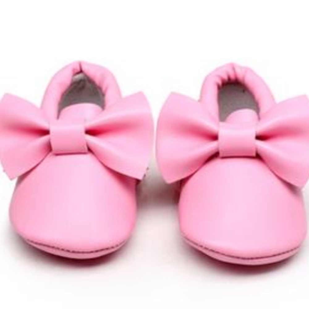 ❣️5 for $25 💕 Girls Pink bow baby soft sole moccasins